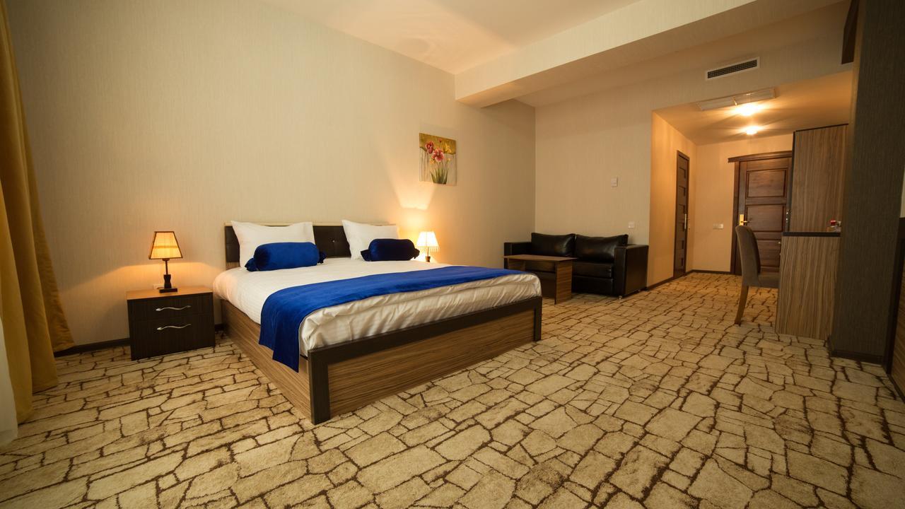 New City Hotel Masazir 외부 사진